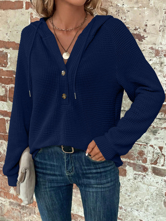 Damen lässiger Kapuzenpullover mit Knopfdetails und strukturiertem Gewebe R&B