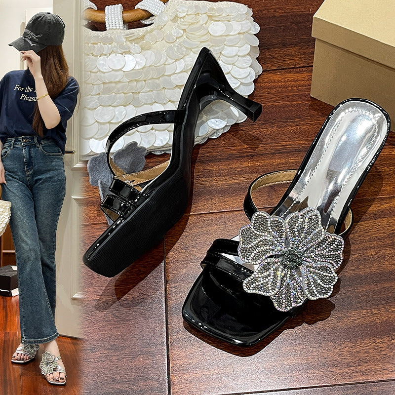 Damen elegante Sandalen mit funkelndem Blumen-Design und komfortablem Absatz R&B