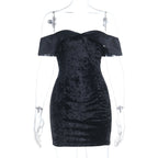 Damen figurbetontes Samt-Minikleid mit schulterfreiem Design R&B