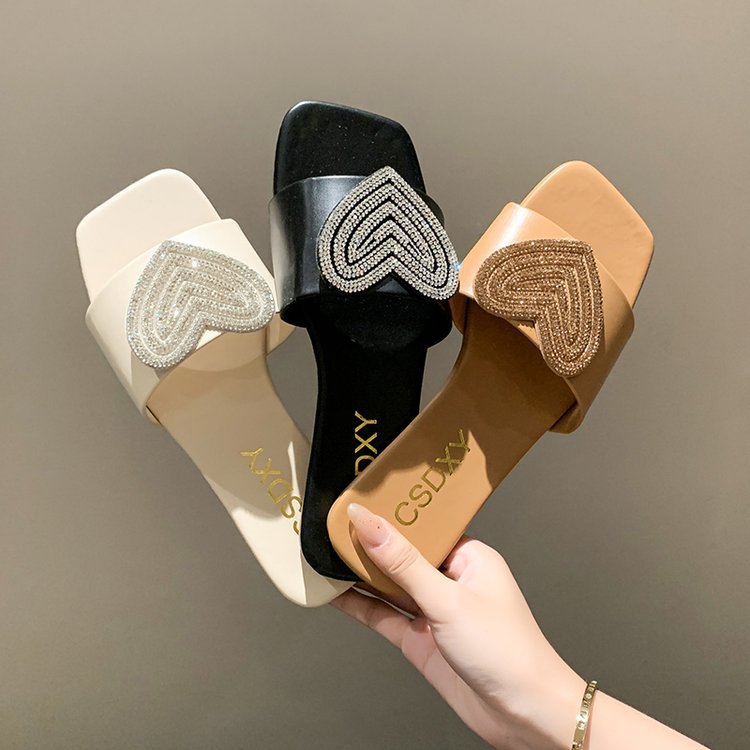 Damen elegante Slipper mit Herz-Applikation und funkelnden Strasssteinen R&B