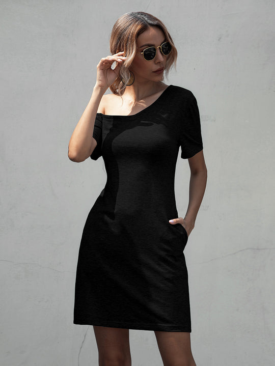 Damen Kleid mit asymmetrischem Ausschnitt und bequemen Schnitt R&B