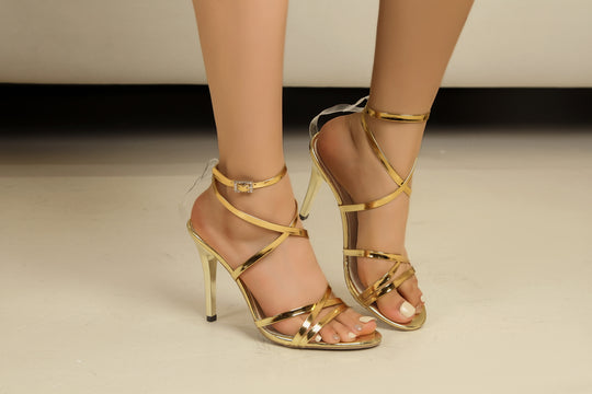 Damen Glamouröse High-Heel Sandalen mit verzierten Riemen und elegantem Glanz R&B