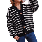Damen Oversize Strickjacke im modischen Streifenlook mit Holzknopfdetails R&B