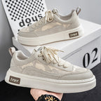 Damen Sneakers mit trendigem Camouflage-Muster von