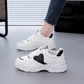 Damen Sportliche Sneakers mit glitzerndem Herz-Detail R&B