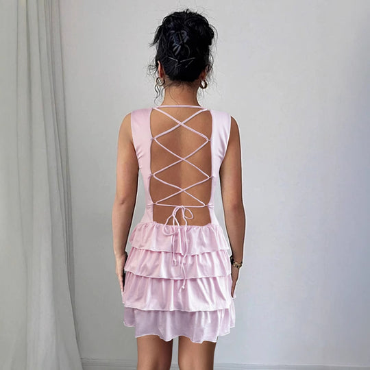 Damen Sommerliches Rüschenkleid mit figurbetontem Oberteil und schwingendem Saum R&B