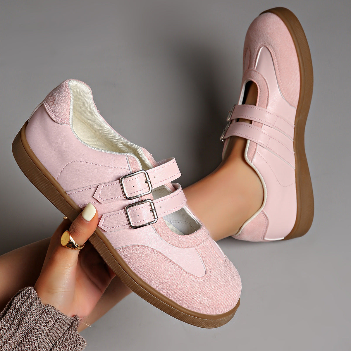 Damen Komfortable Sneakers mit doppeltem Riemenverschluss R&B
