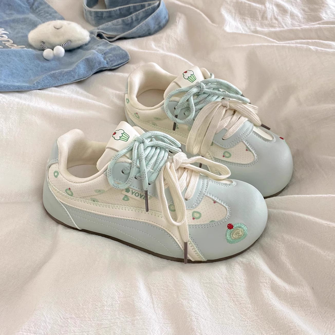 Damen Schnür-Sneaker mit verspieltem Bärenmotiv und atmungsaktivem Obermaterial