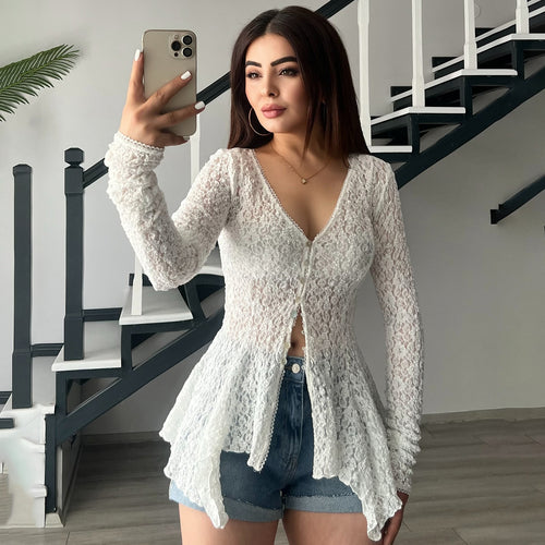 Damen Rüschenbluse aus feiner Spitze mit Knopfdetails R&B