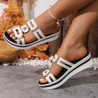 Damen Wedge-Sandalen mit modischer Schnallen-Applikation und komfortabler Fußbettung R&B