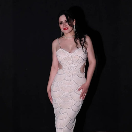 Damen Elegantes Midi-Kleid mit rückseitigen Cut-Outs und dekorativem Wellendesign R&B