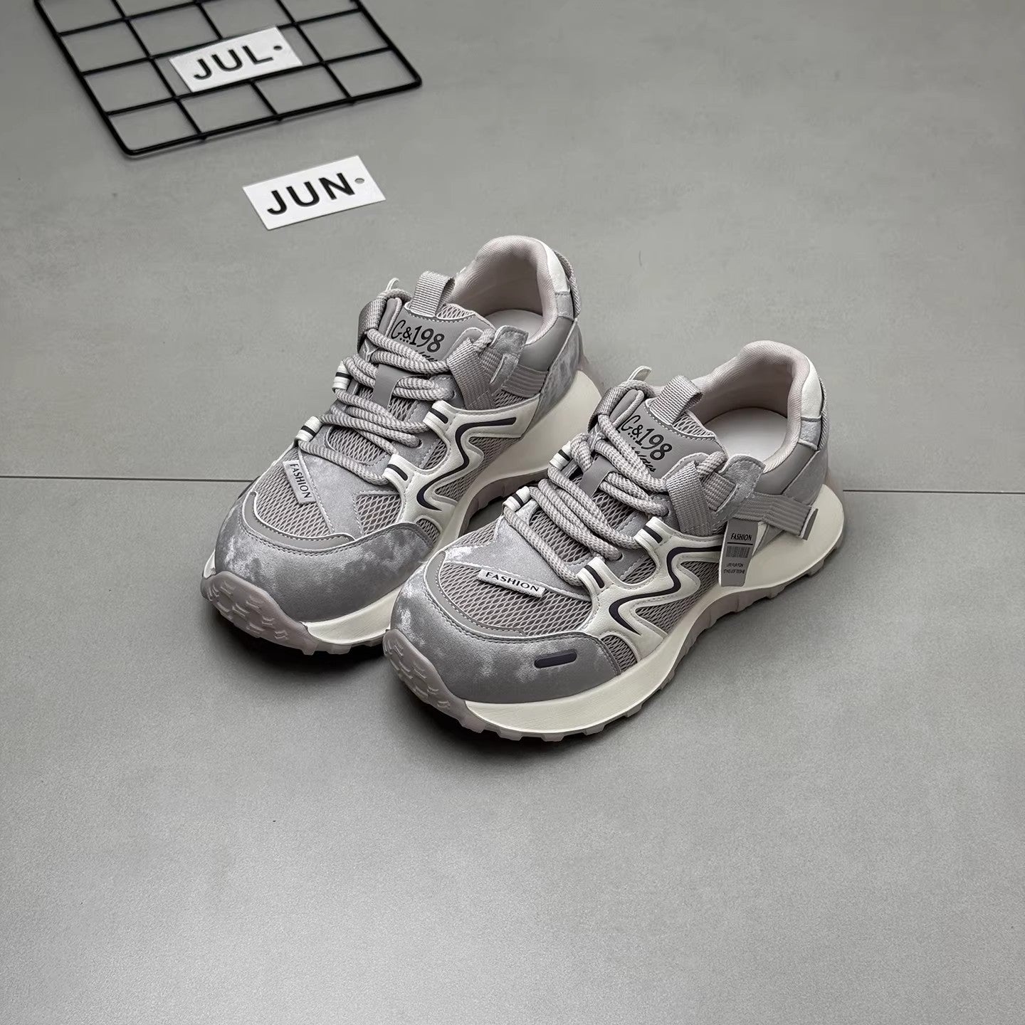 Damen Sportliche Sneakers mit hohem Tragekomfort und atmungsaktiver Obermaterialkombination R&B