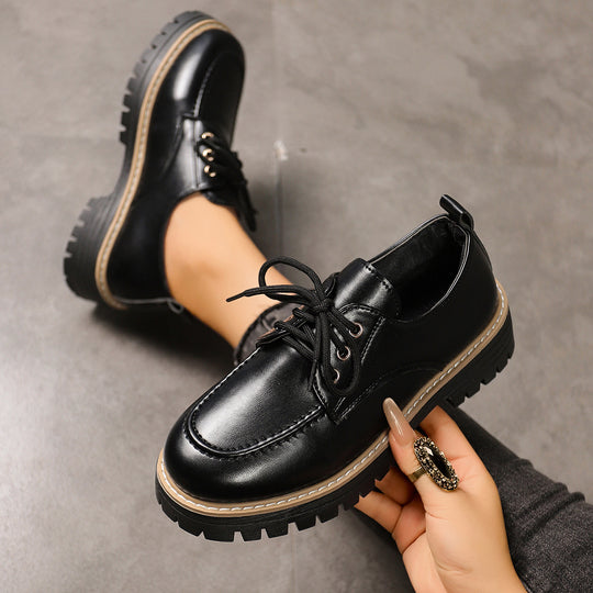 Damen Stilvolle Boots mit robustem Sohlenprofil und modischem Schnürsystem R&B