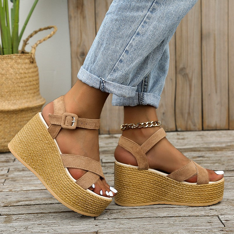 Damen Keil-Sandalen mit modischem Überkreuzriemen und rutschfester Sohle R&B