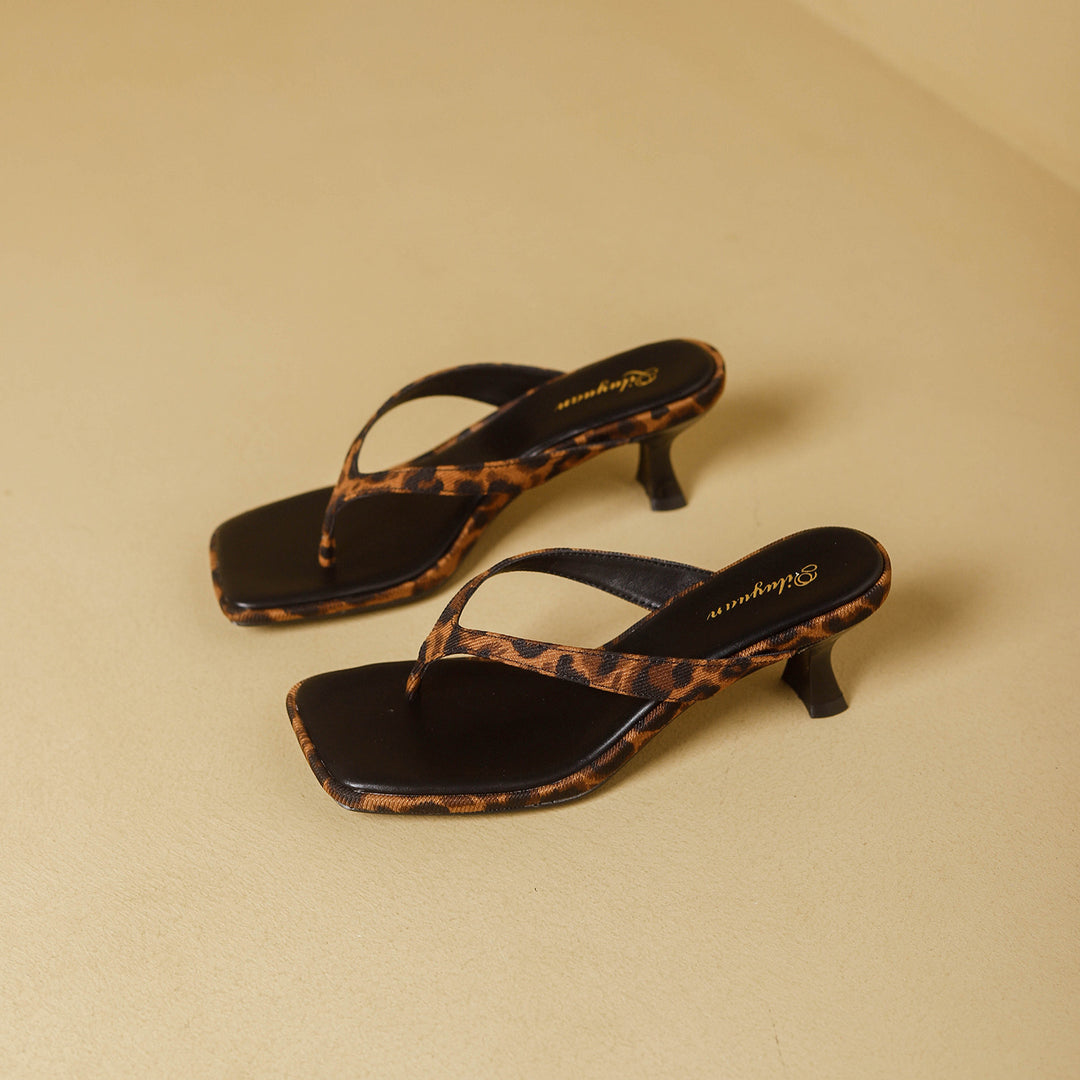 Damen modische Flip-Flops mit geschmackvollem Punktedesign und elegantem Absatz R&B