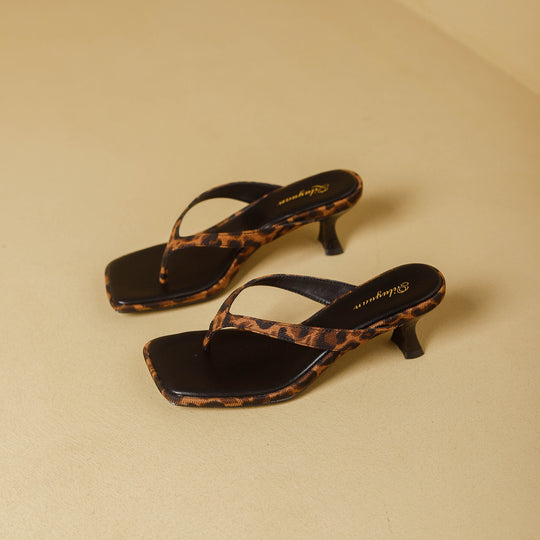 Damen modische Flip-Flops mit geschmackvollem Punktedesign und elegantem Absatz R&B