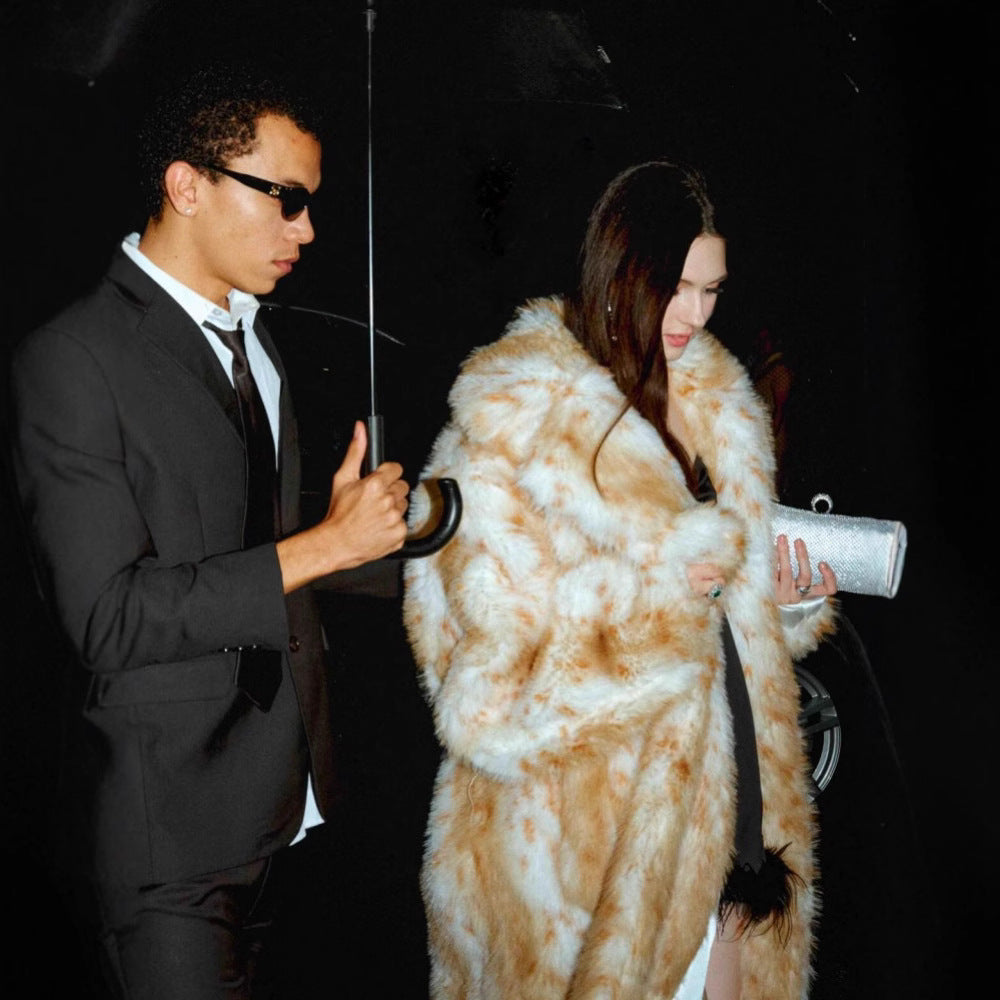 Damen Luxuriöser Oversized-Kunstfellmantel im Animal-Print R&B