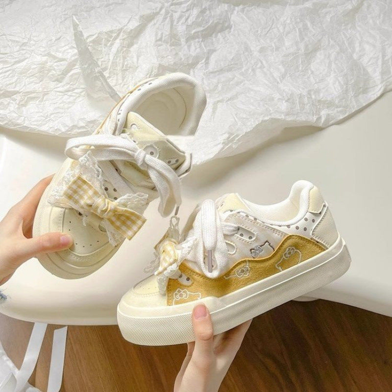 Damen Sneakers mit verspieltem Design und dekorativen Schleifen