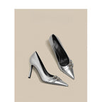 Damen High Heel Pumps mit elegantem Lackfinish und zierlichen Akzenten R&B