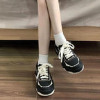 Damen Sportliche Modische Sneakers mit einzigartigem Design R&B