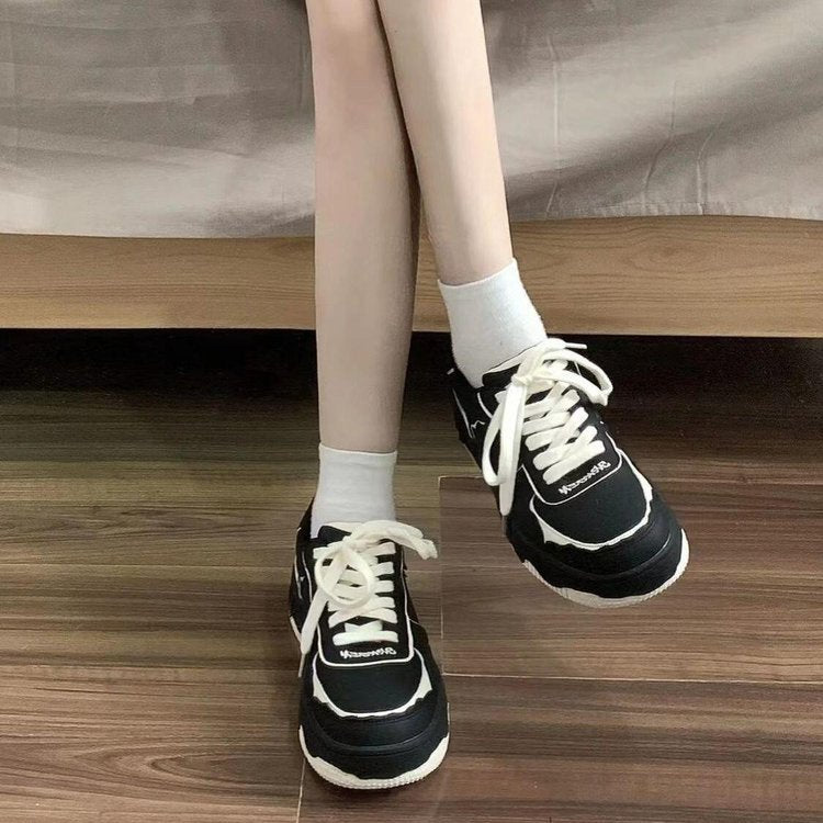 Damen Sportliche Modische Sneakers mit einzigartigem Design R&B