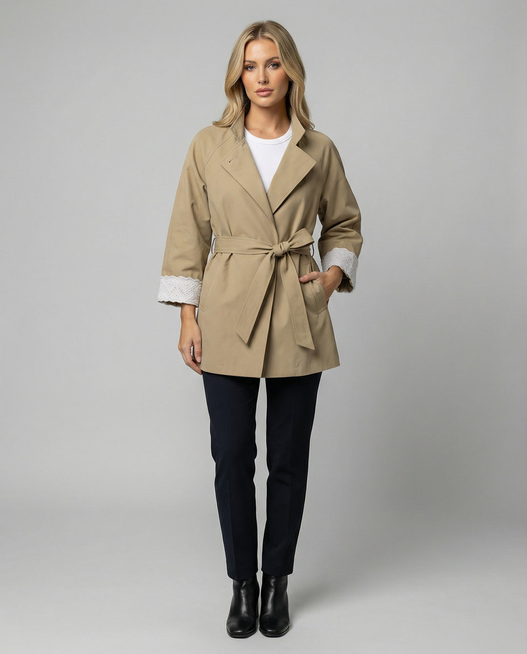 Damen Mode online taillierter Trenchcoat mit Stehkragen und Spitzenmanschetten R&B