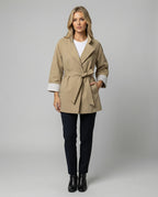 Damen Mode online taillierter Trenchcoat mit Stehkragen und Spitzenmanschetten R&B