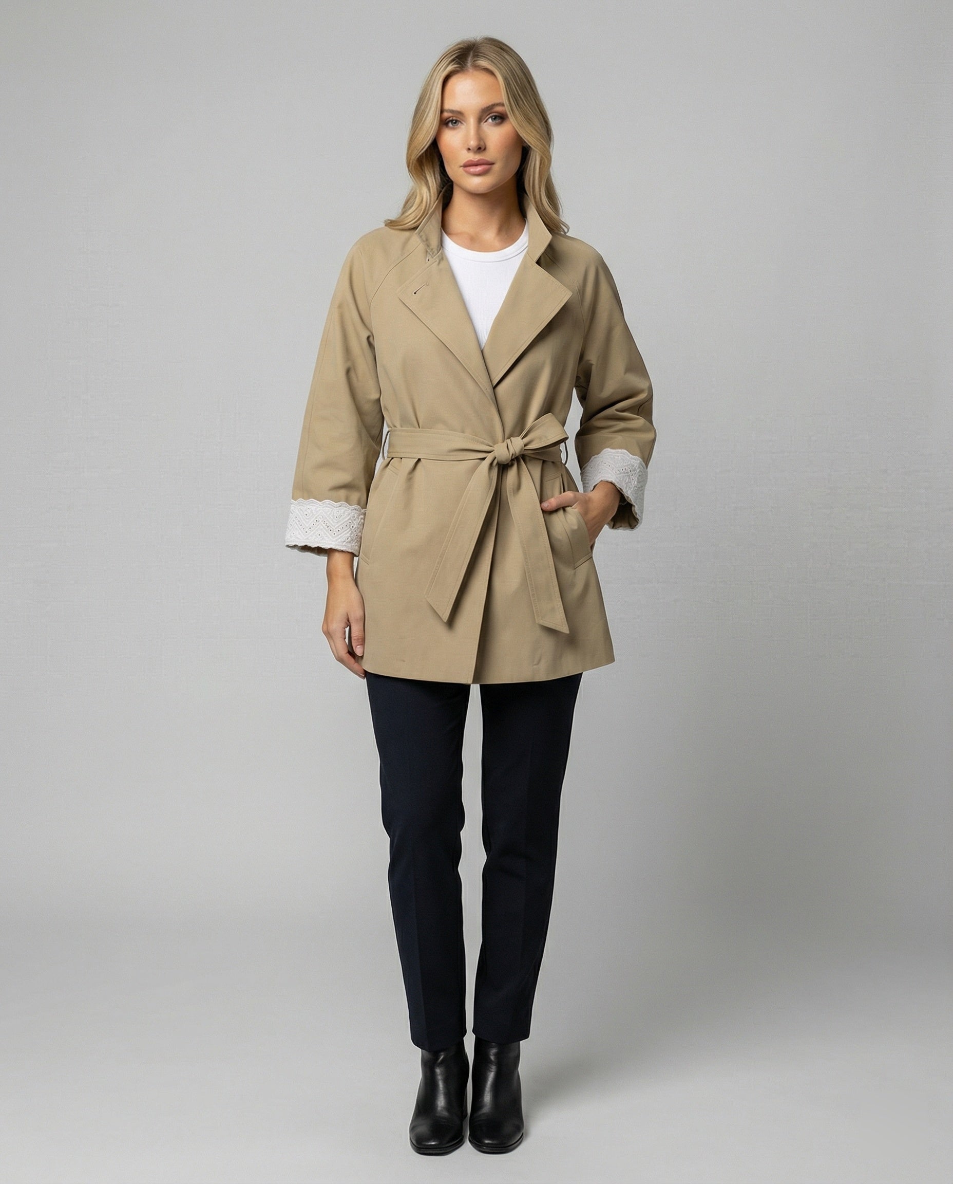 Damen Mode online taillierter Trenchcoat mit Stehkragen und Spitzenmanschetten R&B