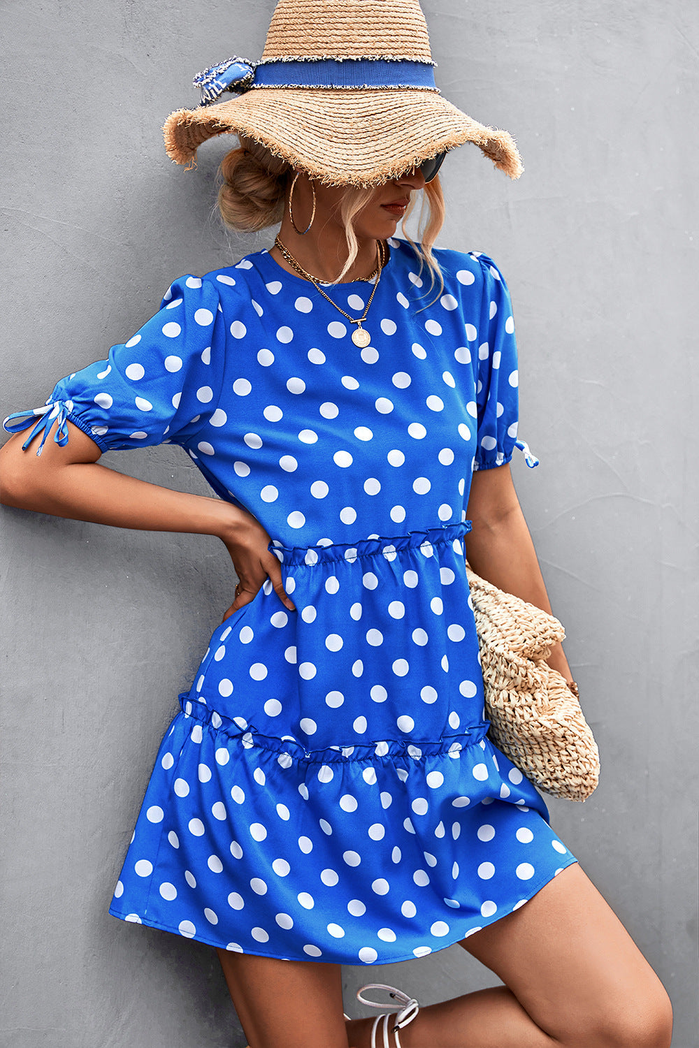 Damen Freizeitkleid mit voluminösen Rüschendetails und Polka-Dots R&B