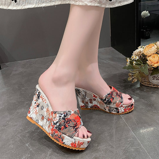 Damen Wedge-Sandalen mit floralem Design und komfortabler Fußbettung R&B