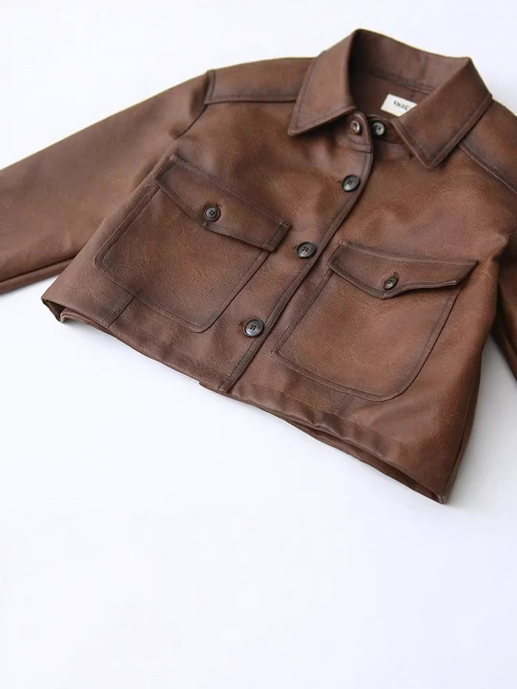 Damen cropped jacke mit praktischen Brusttaschen und Knopfdetails R&B