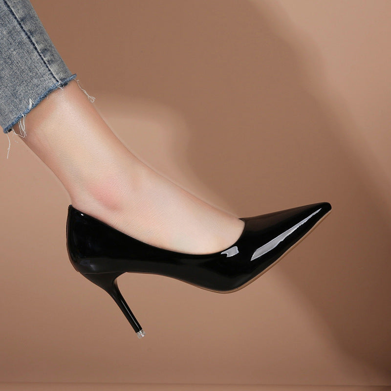 Damen elegante spitze Stiletto-Pumps mit hochglänzendem Finish R&B