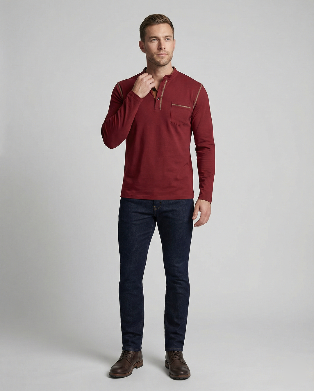 Herren Langarmshirt mit lässigem Stehkragen und kontrastierenden Akzenten R&B