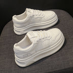Damen Sneaker mit stabiler Laufsohle und eleganten Akzenten R&B
