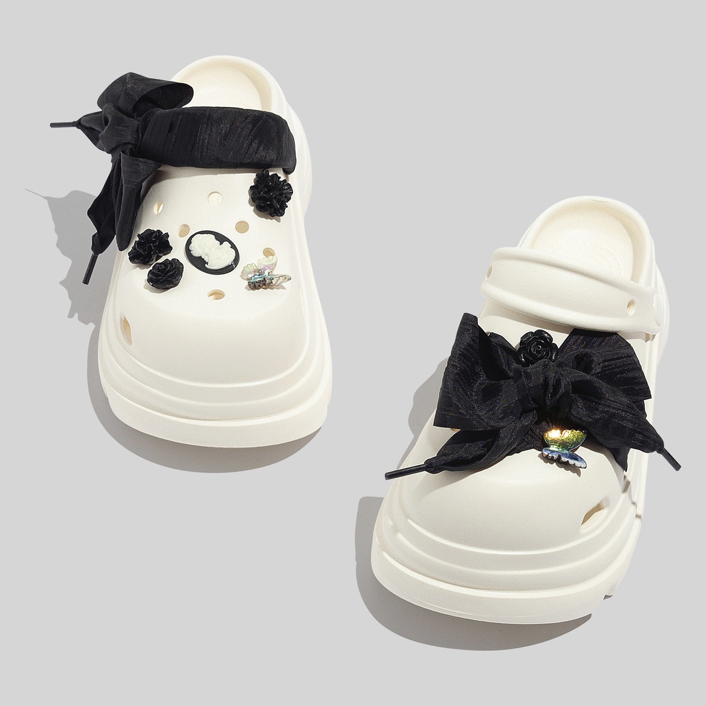 Damen Modische Clogs mit dekorativen Applikationen und komfortabler Sohle