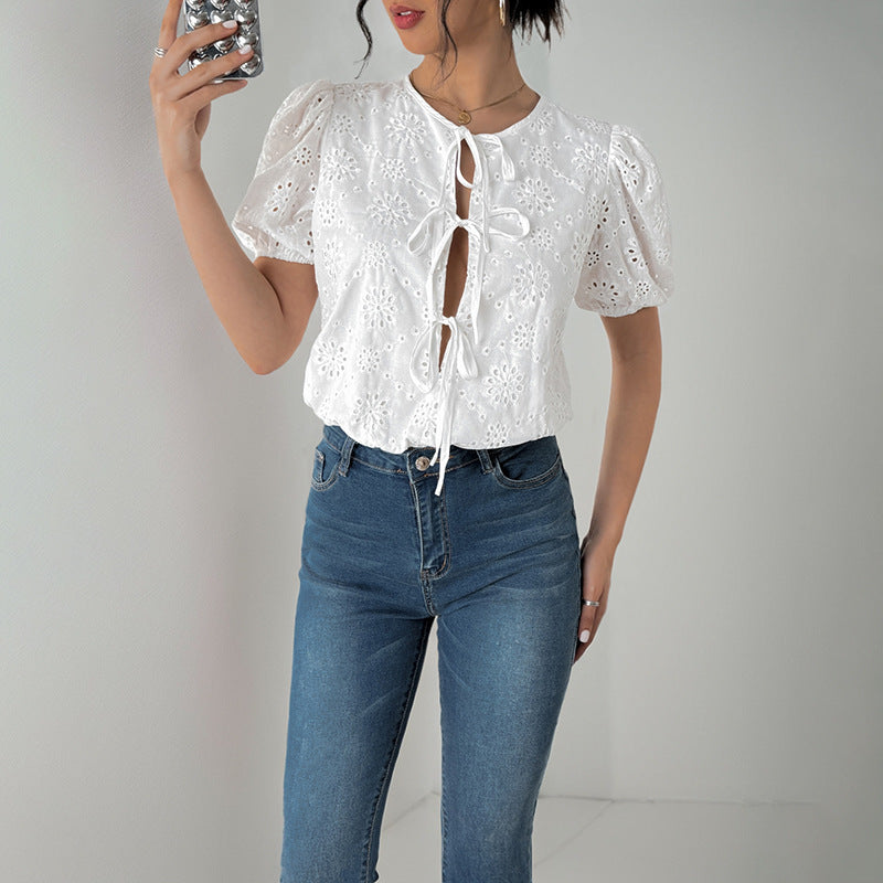 Damen Bluse mit Rüschen und raffiniertem Schnürdetail R&B