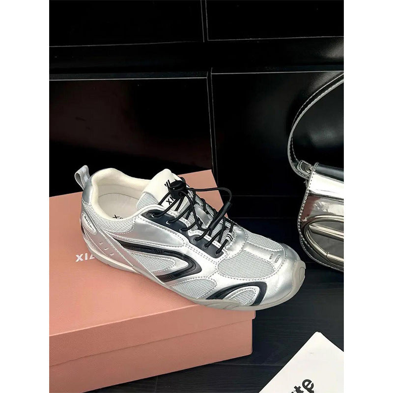 Damen Sportliche Sneakers mit innovativem Schnürsystem und atmungsaktiver Sohle R&B