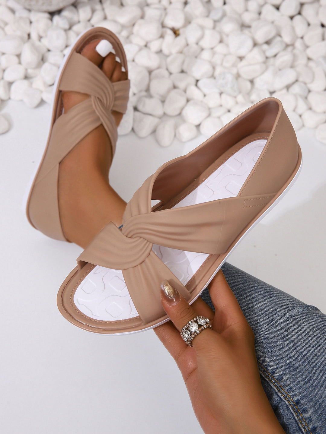Damen Komfortable Riemchensandalen mit geschwungenem Design R&B