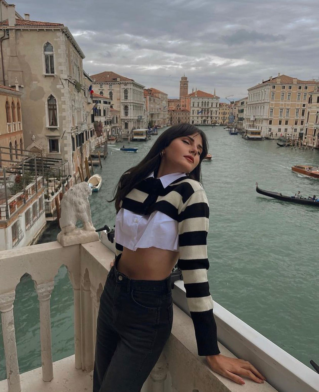 Damen Cooles Crop-Top mit klassischem Hemdkragen und Streifenmuster R&B