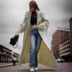 Damen Oversized Strickmantel mit voluminösen Ärmeln und elegantem Revers