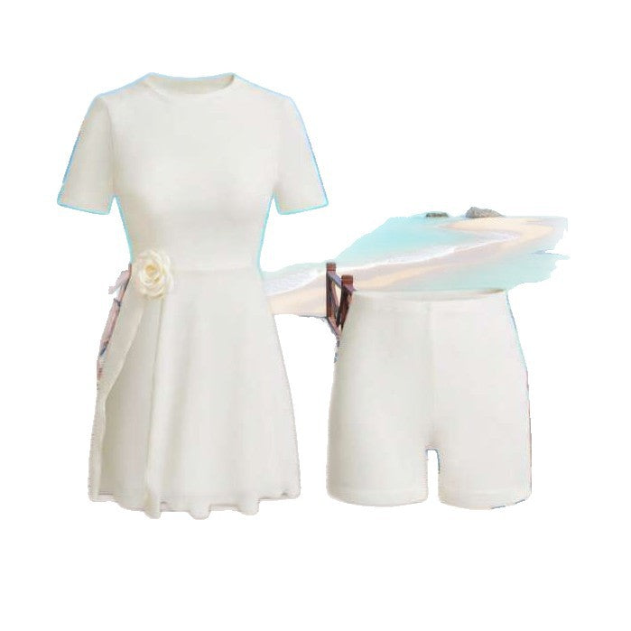 Damen elegantes Strandkleid mit dekorativem Blumenakzent