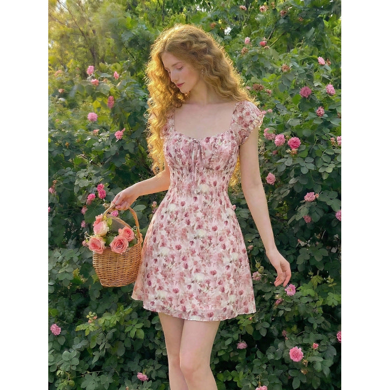 Damen Sommerliches Blütenkleid mit fließendem Schnitt und Rüschendetails R&B