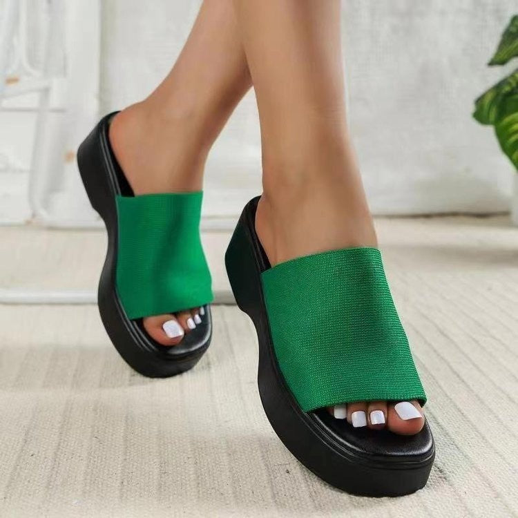 Damen Wedge-Pantoletten mit breitem Riemen und komfortabler Sohle R&B