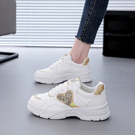 Damen Sportliche Sneakers mit glitzerndem Herz-Detail R&B
