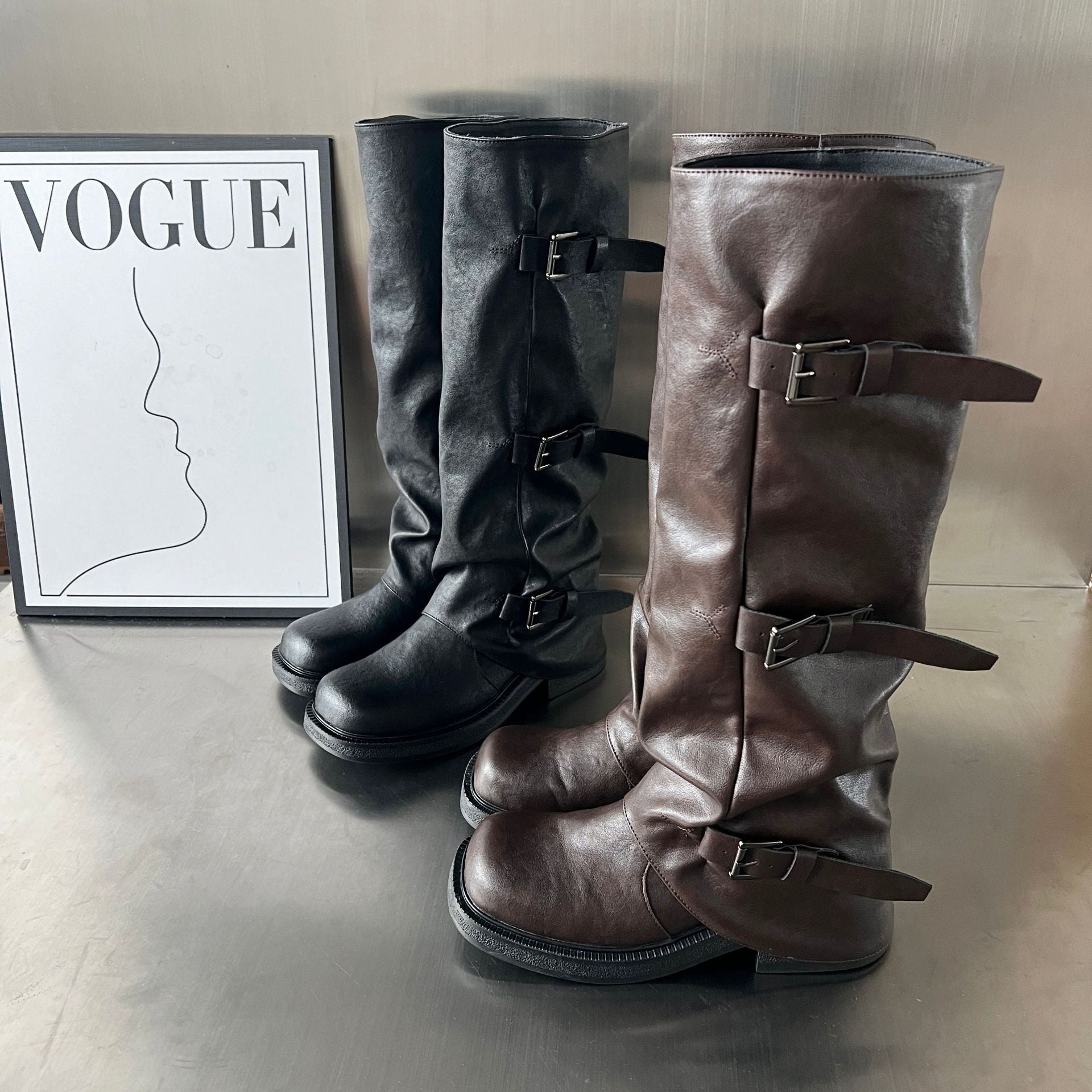 Damen modische Stiefel mit verstellbaren Riemen und robustem Profil R&B