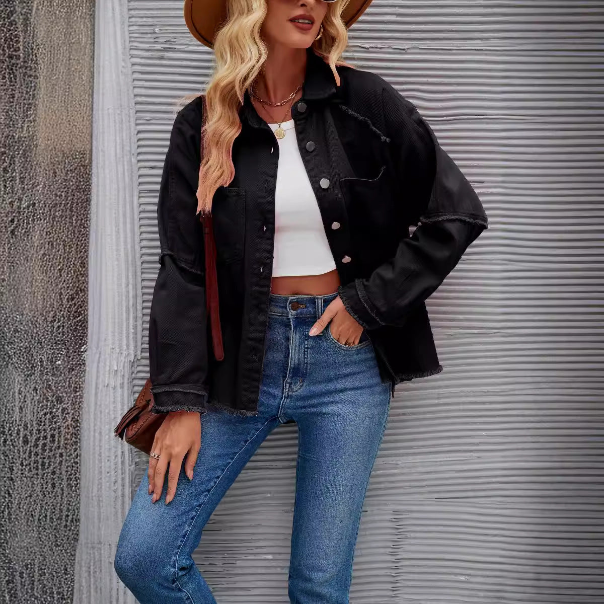 Damen Denimjacke mit lässigem Schnitt und fransigen Details R&B