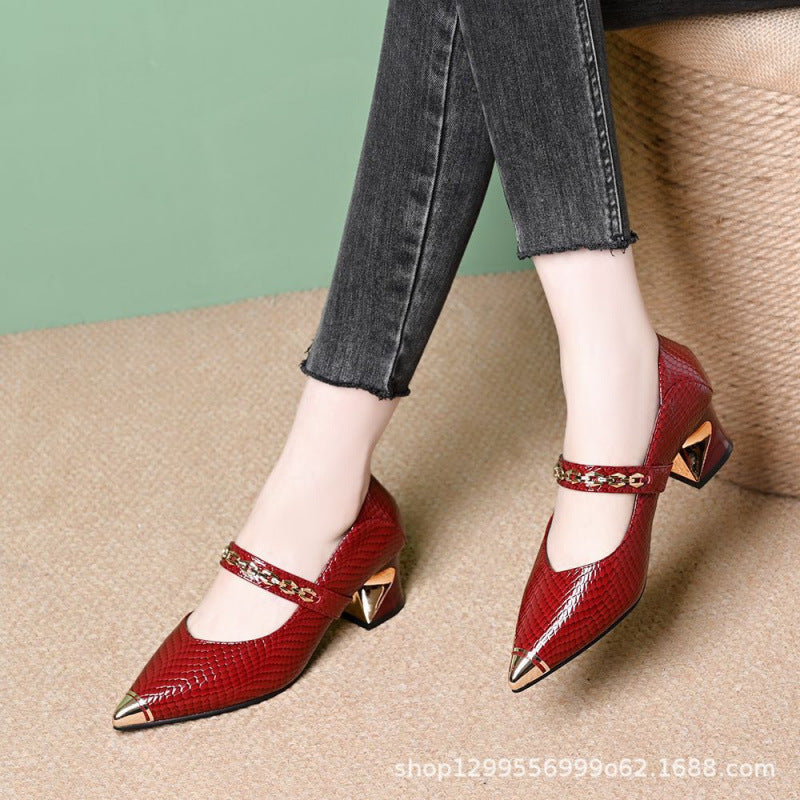 Damen Elegante Pumps mit modischem Kettenriemen und glänzendem Blockabsatz R&B