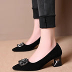 Damen Elegante Pumps mit Schmuckapplikation R&B