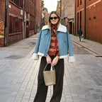 Damen modische Denimjacke mit Fellkragen und oversized Schnitt R&B
