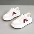 Damen sportive Sneaker mit dämpfendem Sohlenprofil und stylischem Dekorelement R&B